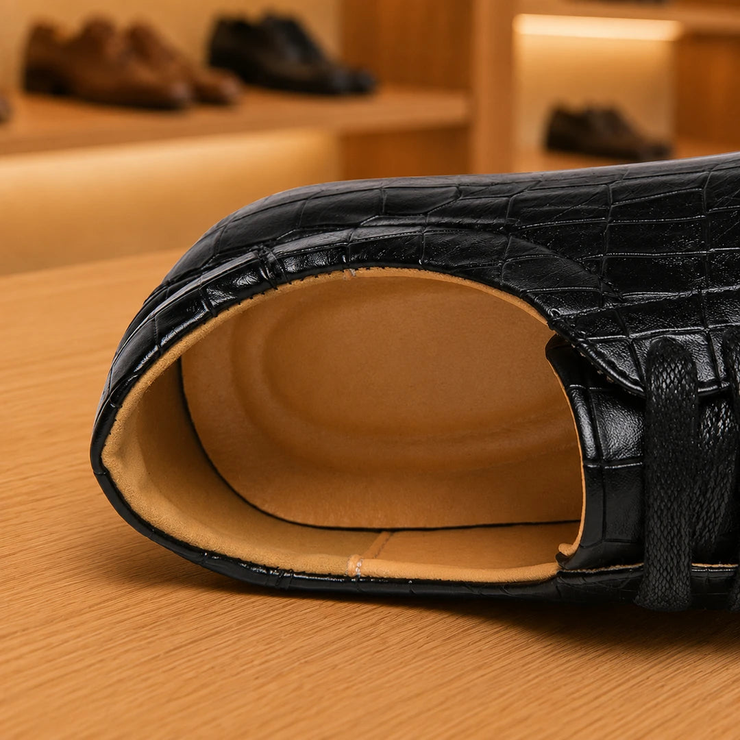 Croc Court Sneakers